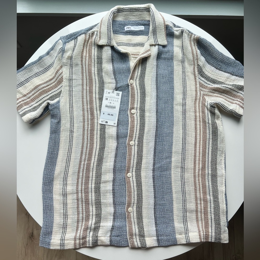 Zara Knit Short-Sleeve Button Down Shirt